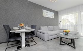 Modern Apartment Close To The Beach In Gdansk By Noclegi Renters
